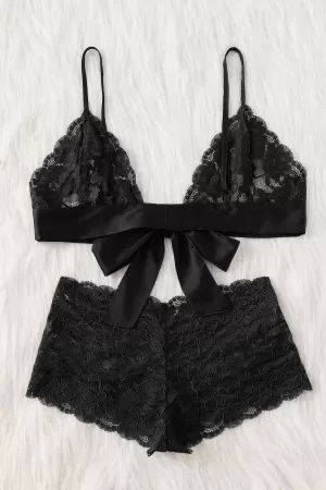 Kadın Siyah Dantelli & Kurdelalı Sütyen Külot Takımı