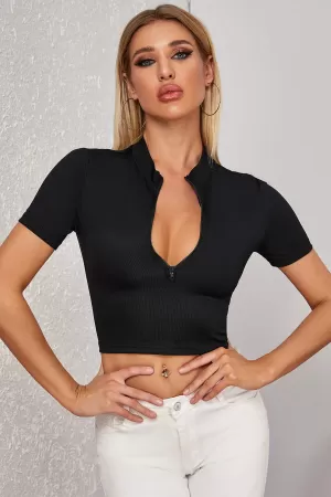 Kadın Siyah Yarım Fermuarlı ve Kısa Kollu Crop Top Bluz