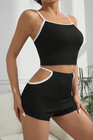 Kadın Siyah Beyaz Şortlu Cut-Out Detaylı Gecelik Takımı