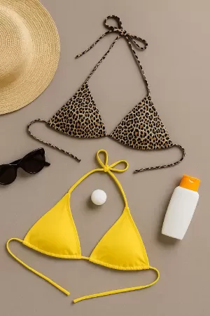 Kadın Leopar Desenli ve Sarı Minimal Kesim Üçgen Bikini Üstü
