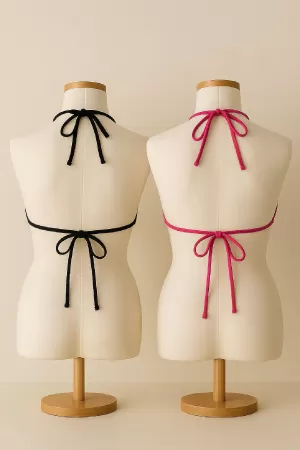 Kadın Siyah ve Fuşya Minimal Kesim Üçgen Bikini Üstü