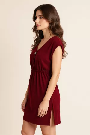 Kadın Bordo Yanları Yırtmaçlı Tokalı V Yaka Mini Plaj Elbisesi