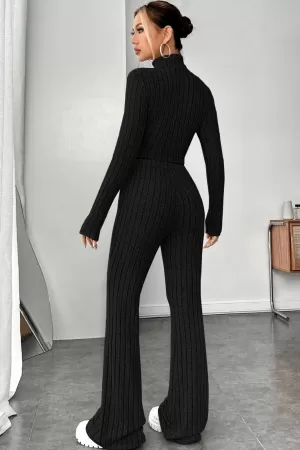 Kadın Siyah Boğazlı Crop Top ve Yüksek Bel Eşofman Takımı Spor Şık Kombin