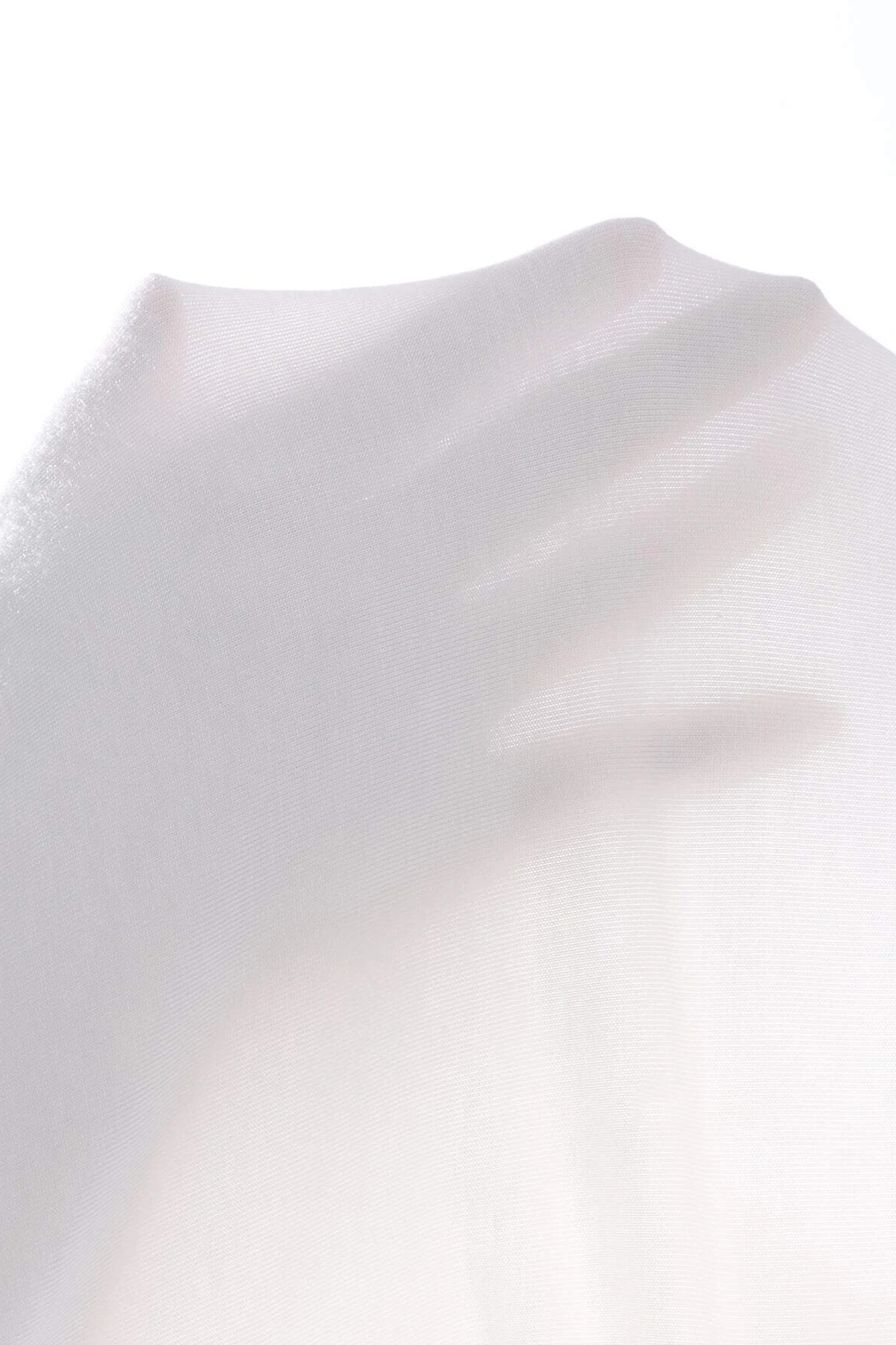 Kadın Beyaz Tek Omuz Cut Out Detaylı Crop Top Bluz