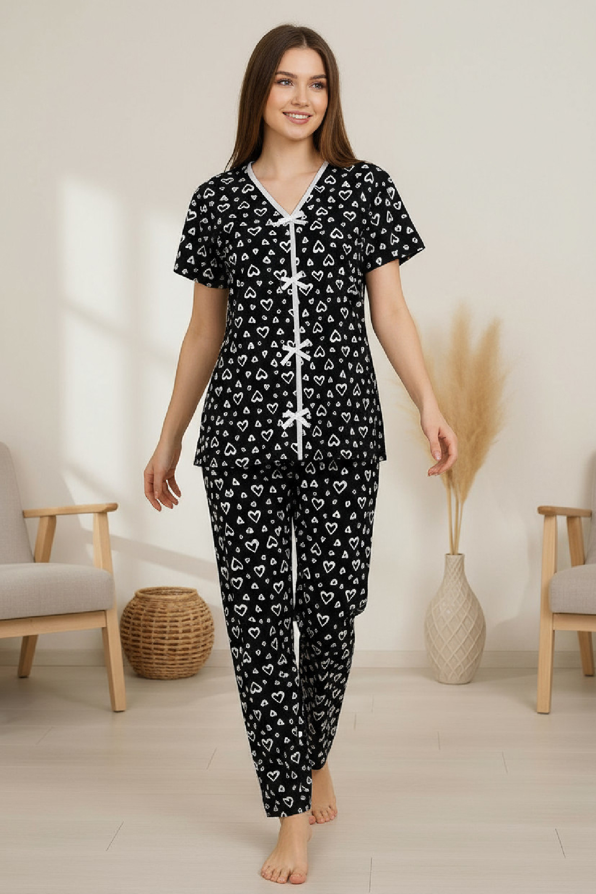 Kadın Pijama Takımı Kalp Desenli Fiyonk - Siyah