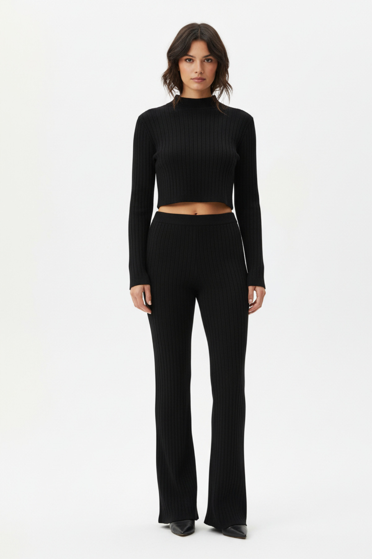 Kadın Siyah Fitilli Eşofman Takımı – Crop Uzun Kollu Üst & Paça Pantolon, Şık Günlük Set