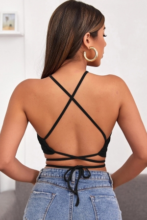 Kadın Siyah Sırtı Açık Boyundan Çapraz Bağlamalı Crop Top Bluz