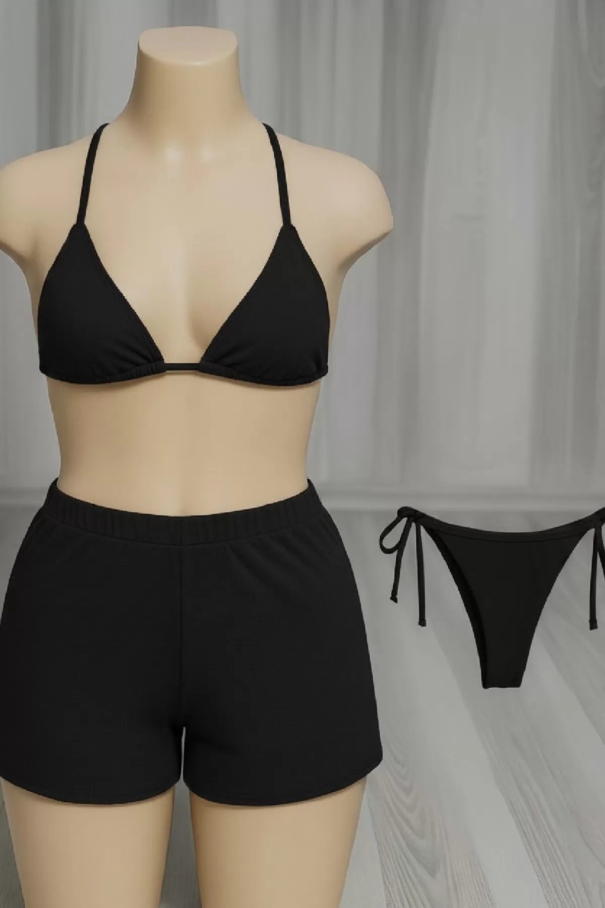 Kadın 3'lü Set Siyah Şortlu ve Yandan Bağlamalı Bikini Mayo Takımı