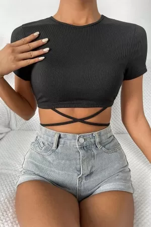 Kadın Siyah Yarım Kol Çapraz Bağlamalı Crop Top Bluz