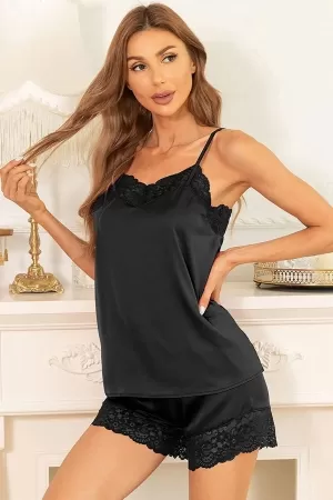 Kadın Siyah Dantelli Şortlu Saten Gecelik Takım