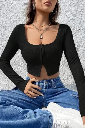 Kadın Siyah Uzun Kollu Agraflı Göğüs ve Göbek Dekolteli Crop Top Bluz