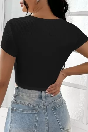 Kadın Siyah Yarım Kol Düz Yaka Crop Top Bluz