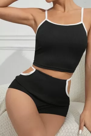 Kadın Siyah Beyaz Şortlu Cut-Out Detaylı Gecelik Takımı