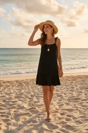 Kadın Siyah Askılı Bol Kesim Fırfırlı Plaj Elbisesi